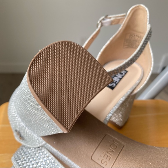 Jones New York rhinestone shoes SZ 9.5 - Picture 4 of 11